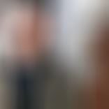 Selfie Nr.2: Nette30 (41 Jahre, Mann), Glatzee Haare, grünbraune Augen, Er sucht sie (insgesamt 3 Fotos)