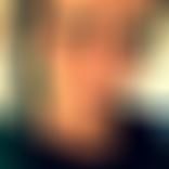 Selfie Nr.1: DarknessOfLuna (38 Jahre, Frau), schwarze Haare, grüne Augen, Sie sucht ihn (insgesamt 9 Fotos)